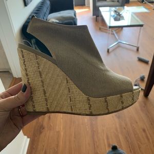 Stuart weitzman wedge